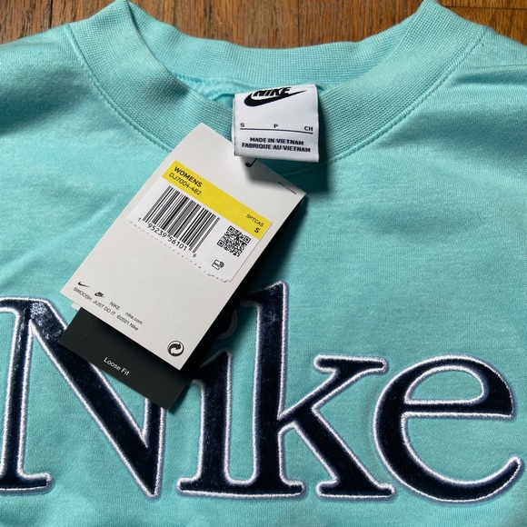 small, cute, nike blue sweatshirt - Picture 2 of 4